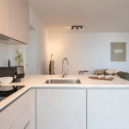 New Flat For 4 With Tremendous Sea Views